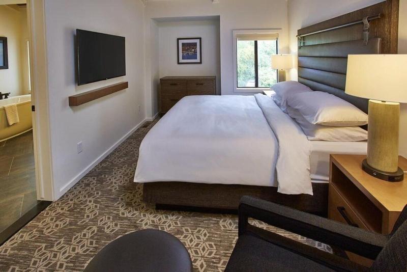 Grand Geneva Resort & Spa image
