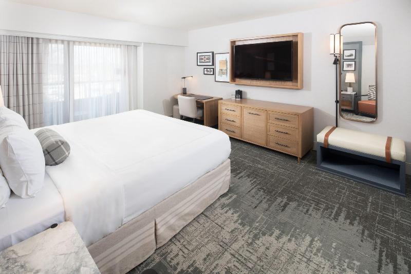 Grand Geneva Resort & Spa image