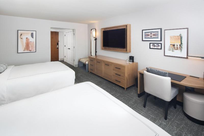 Grand Geneva Resort & Spa image