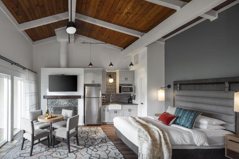 Grand Geneva Resort & Spa image