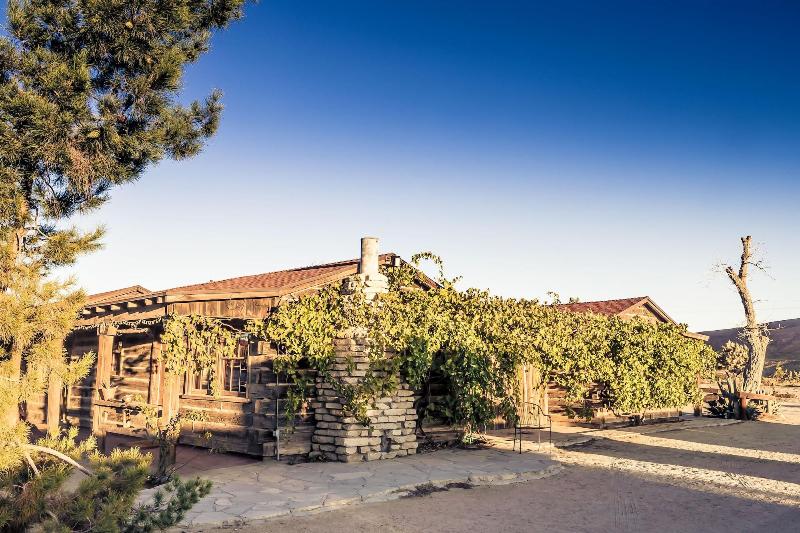 Pioneertown Motel image