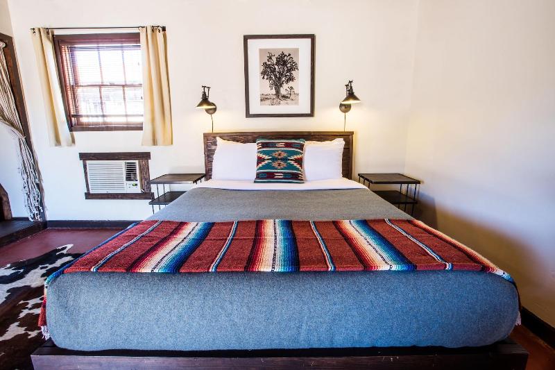 Pioneertown Motel image