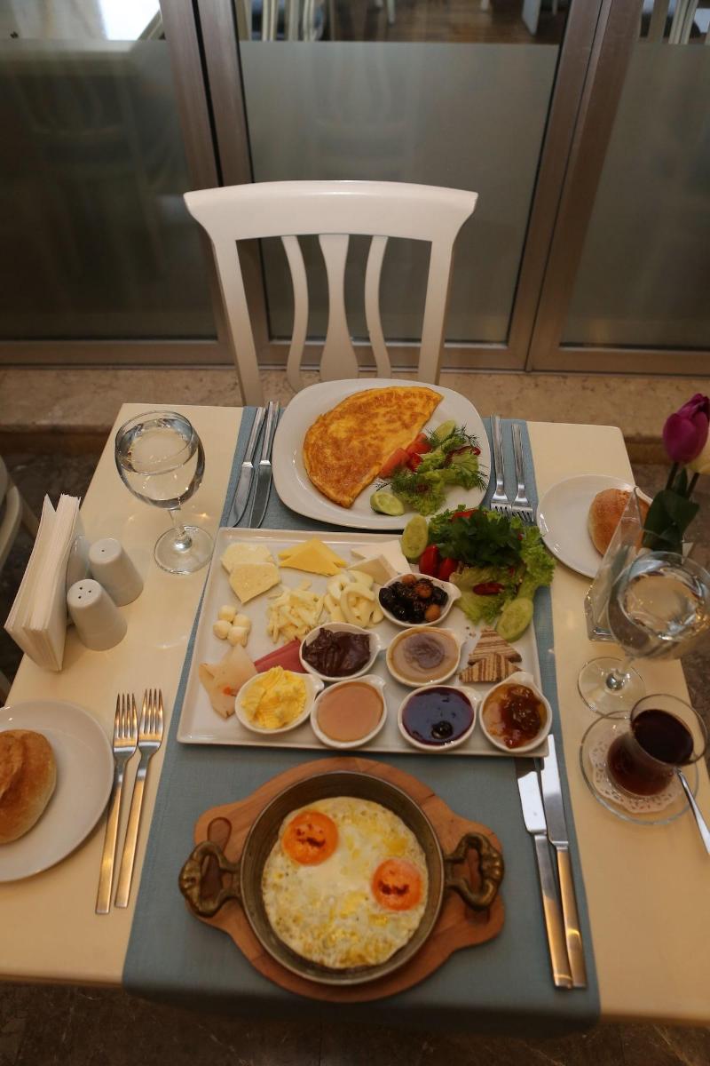 Grand Nora Hotel image