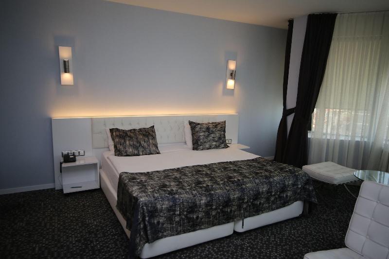 Grand Nora Hotel image