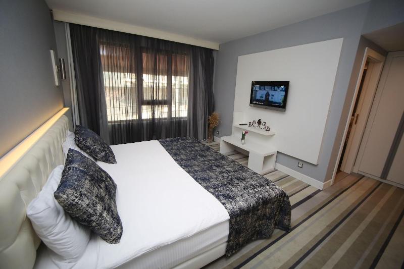 Grand Nora Hotel image