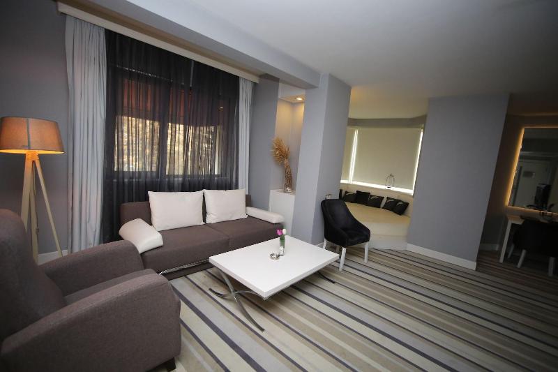 Grand Nora Hotel image