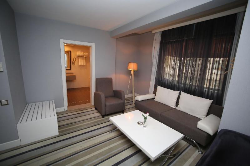 Grand Nora Hotel image
