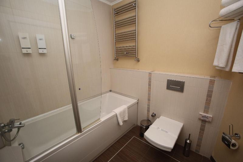 Grand Nora Hotel image
