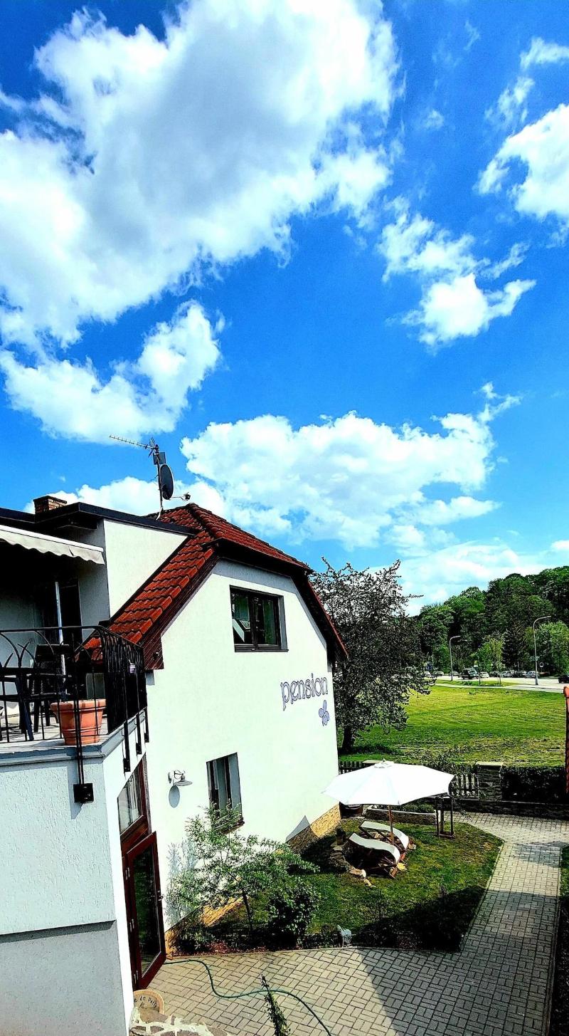 Pension Fialka image