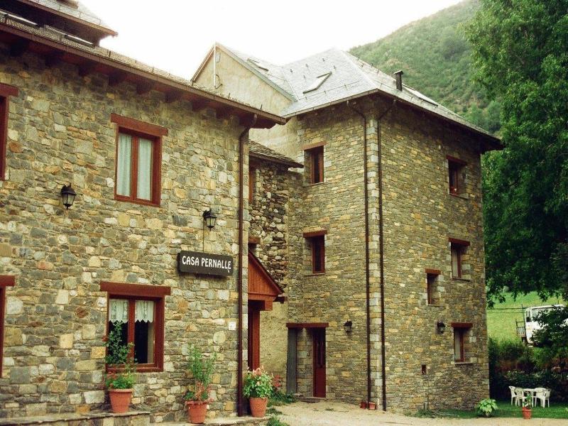 Hostal Pernalle image