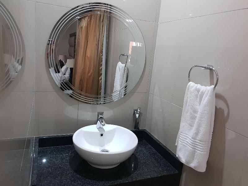 Fa Trez Guest House And Spa image