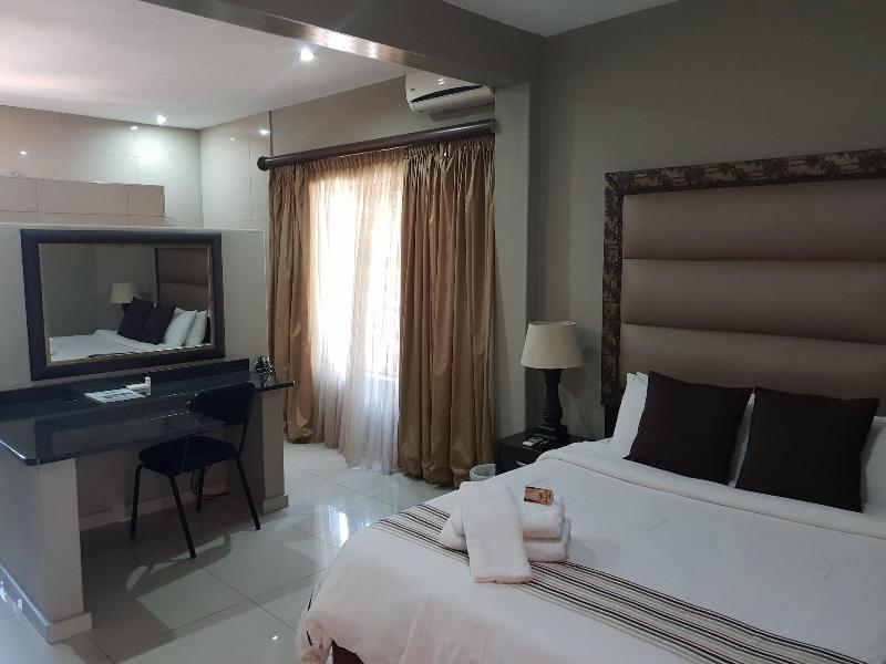 Fa Trez Guest House And Spa image