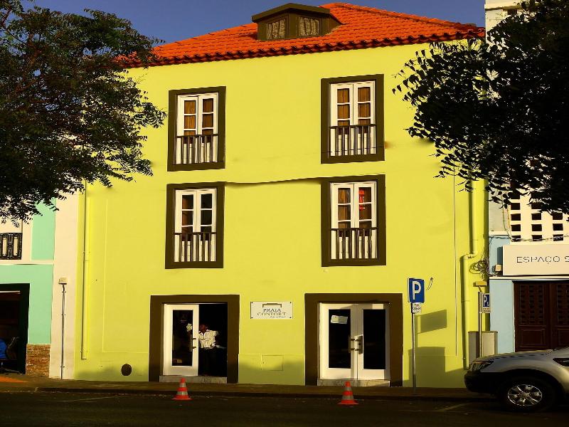 Praia Confort image