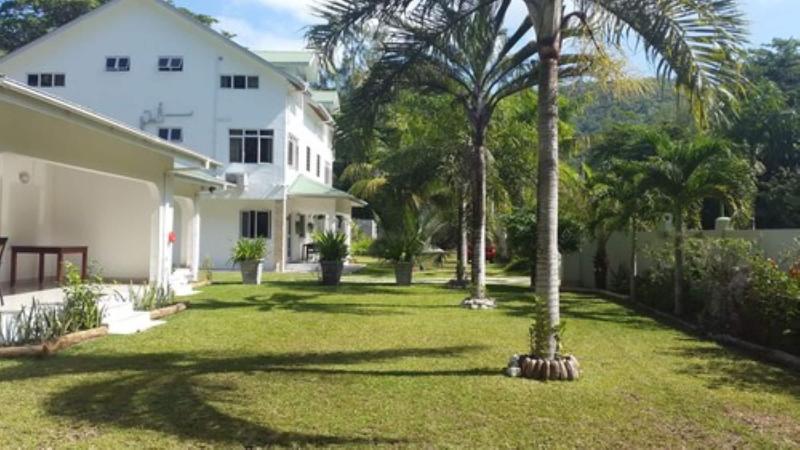 La Modestie Villa image