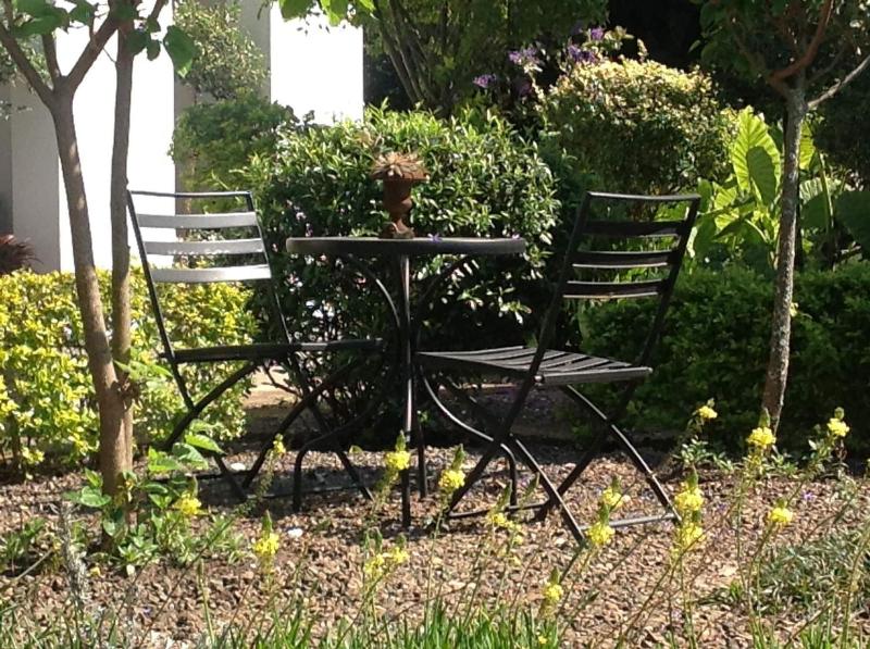 PlumbagoÂ GuestÂ House image