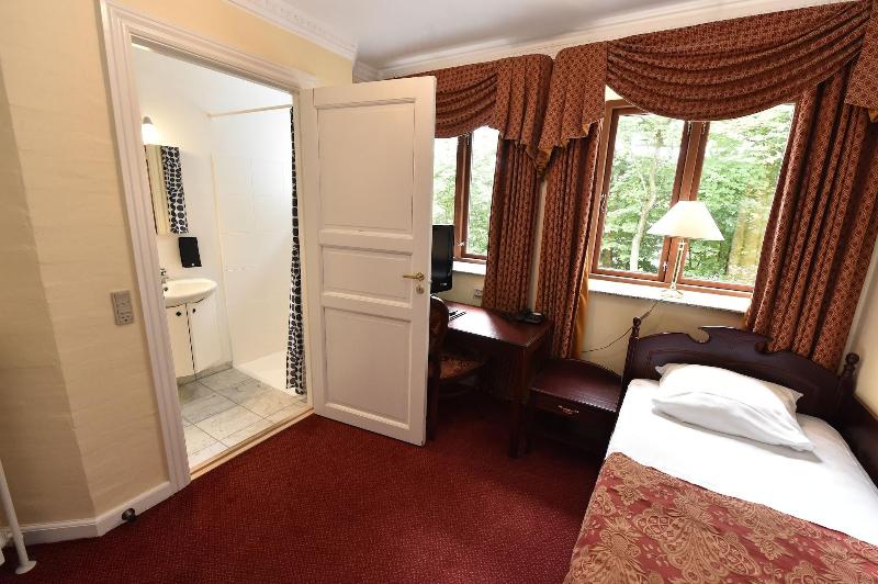 Hotel Amerika image