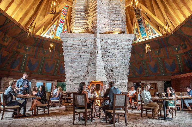 The Lodge At Nakoma image