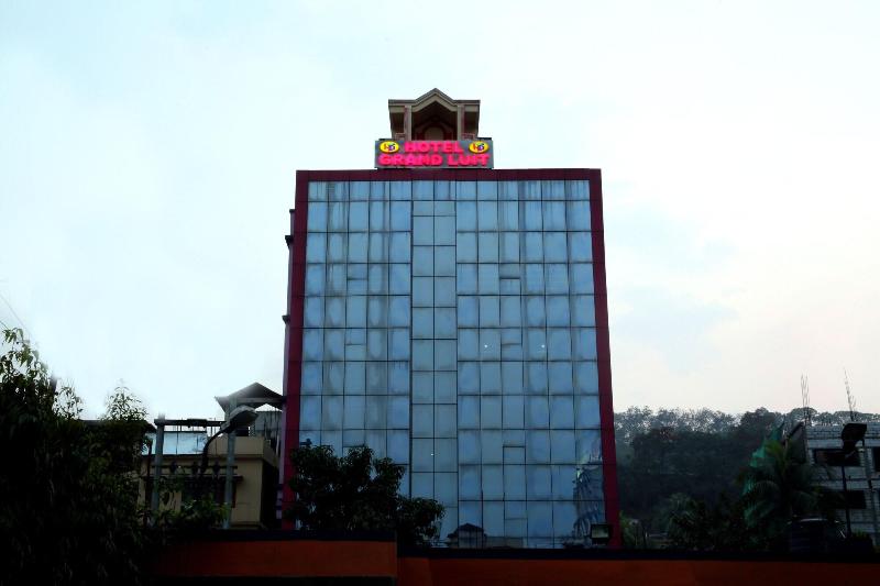 Hotel Grand Luit image