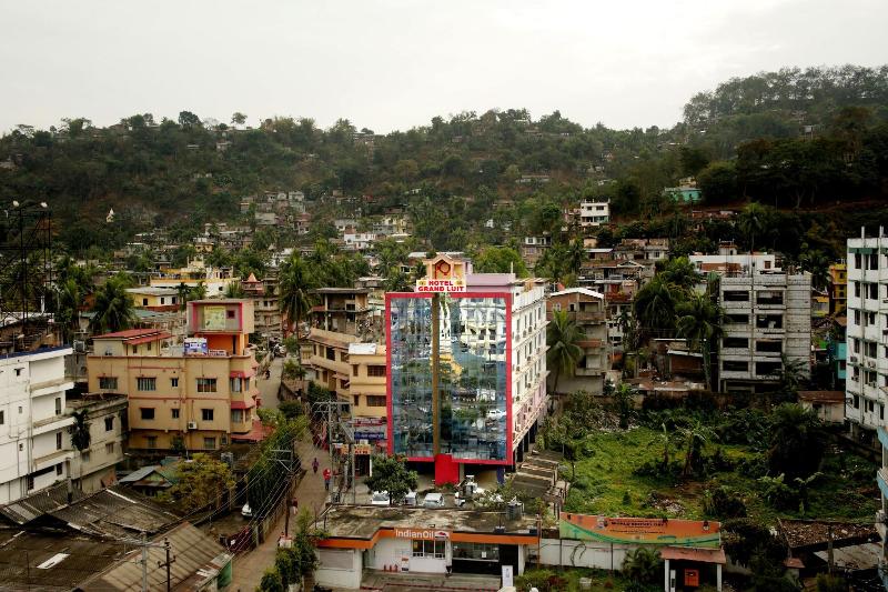 Hotel Grand Luit image