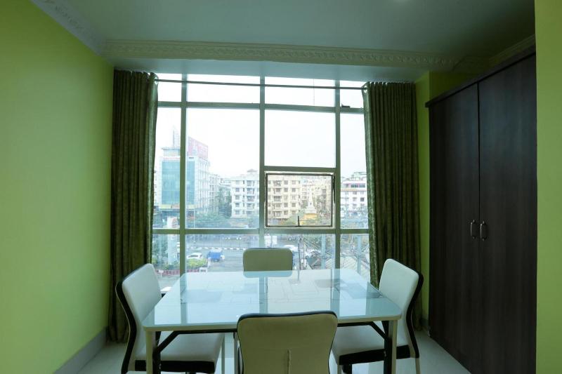 Hotel Grand Luit image