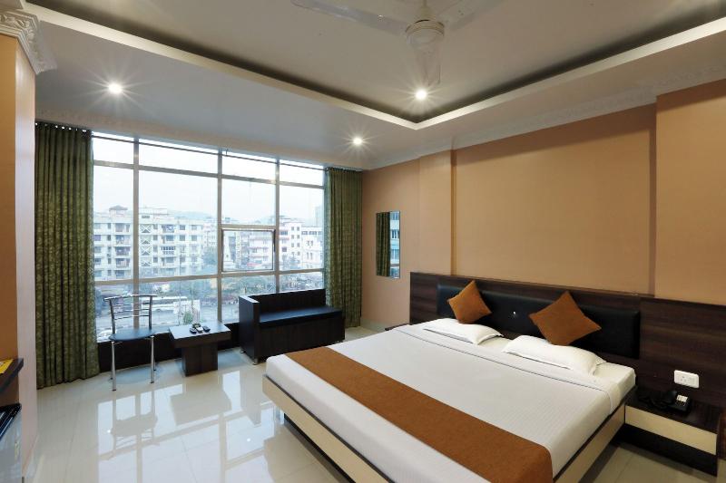 Hotel Grand Luit image
