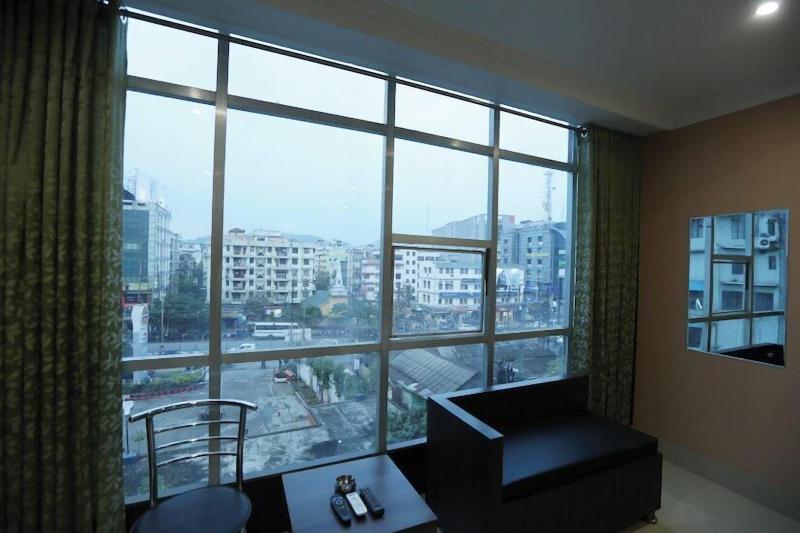 Hotel Grand Luit image