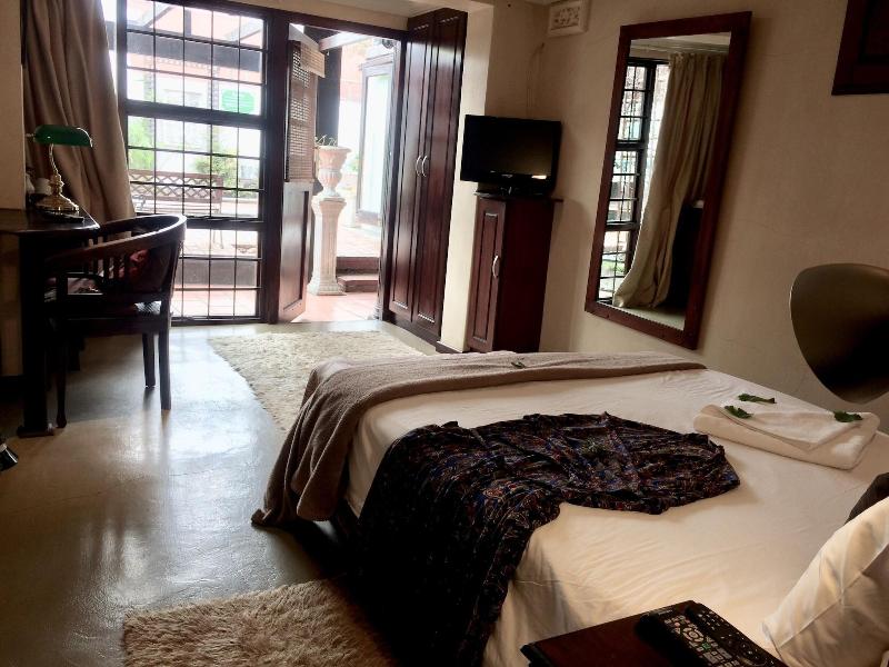 Harfield Guest Villa image