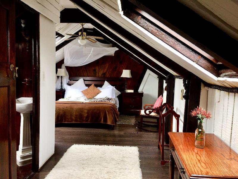 Harfield Guest Villa image