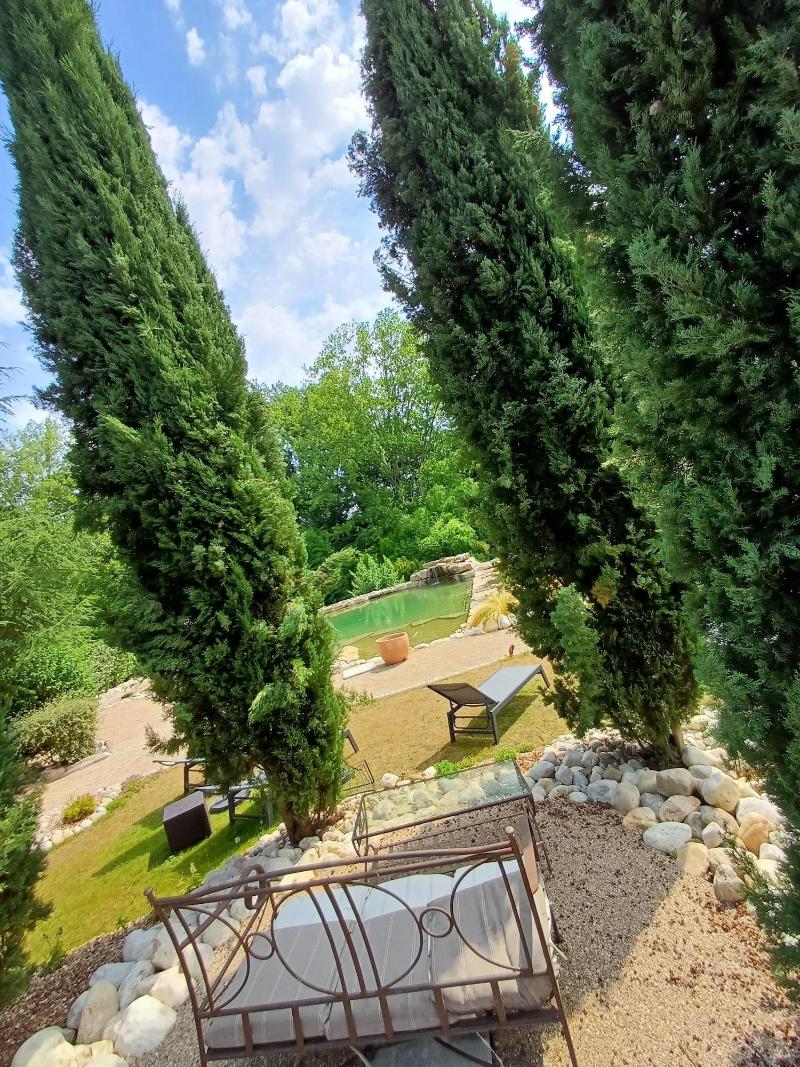 Puravida Lodge & Apparts image
