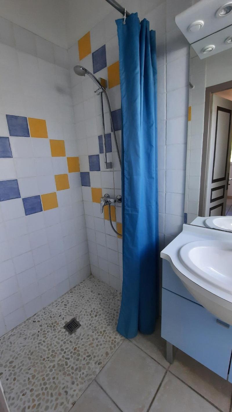 Puravida Lodge & Apparts image