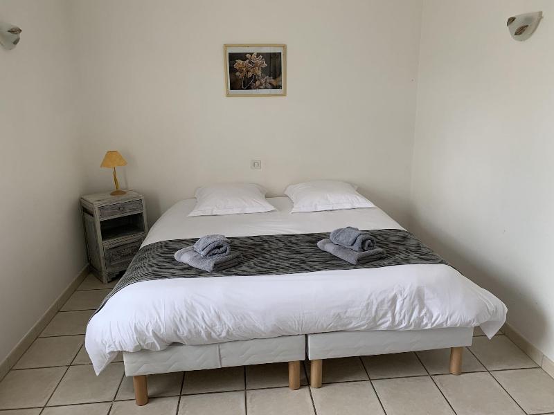 Puravida Lodge & Apparts image