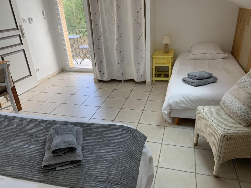 Puravida Lodge & Apparts image