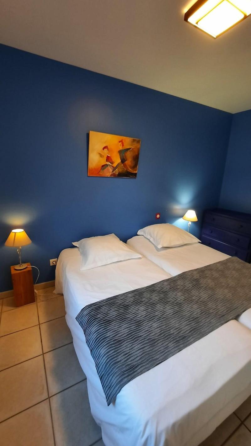 Puravida Lodge & Apparts image