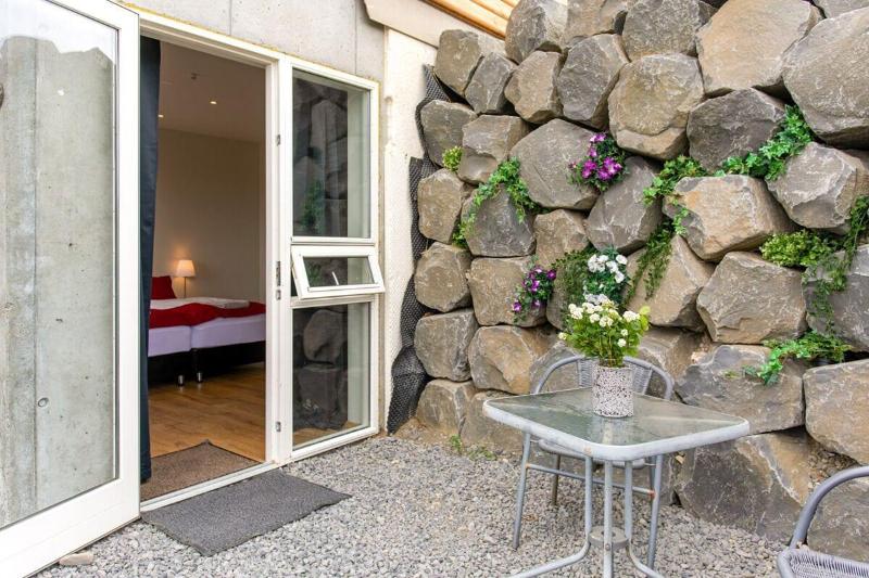 Guesthouse Flúðir - Grund image