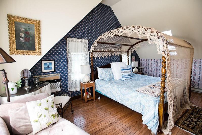 Gardenview Bed And Breakfast image