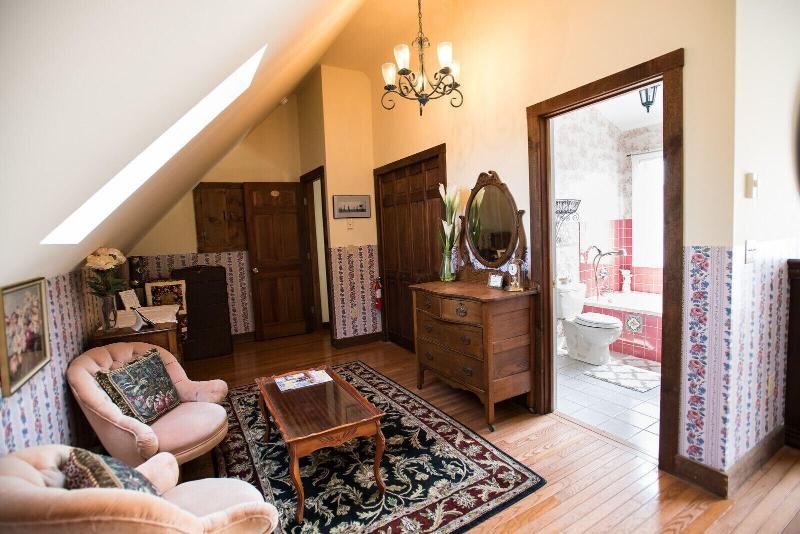 Gardenview Bed And Breakfast image