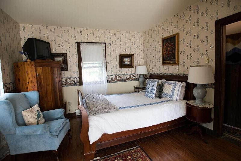Gardenview Bed And Breakfast image