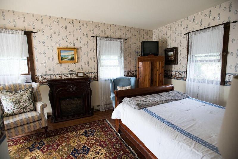 Gardenview Bed And Breakfast image