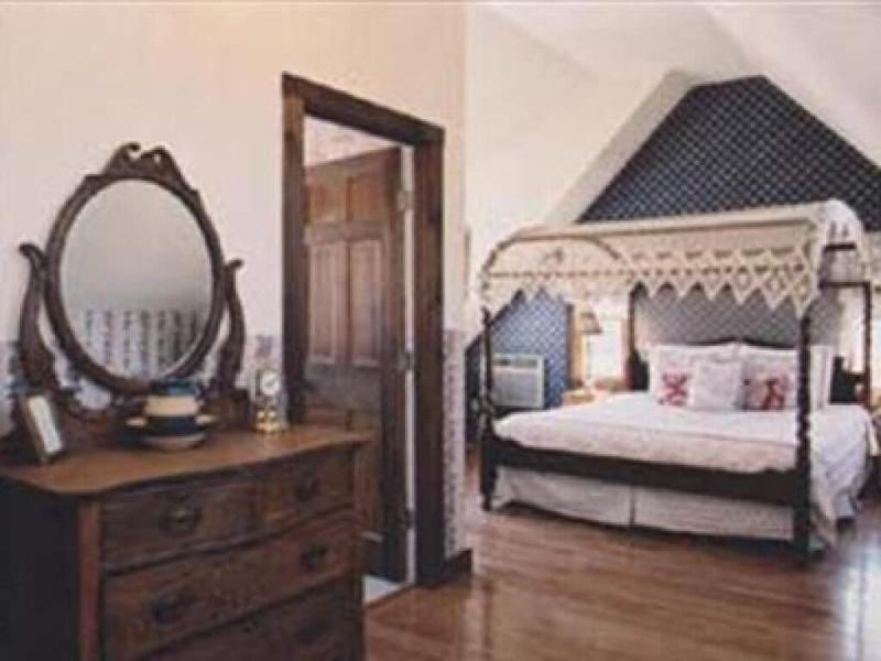 Gardenview Bed And Breakfast image