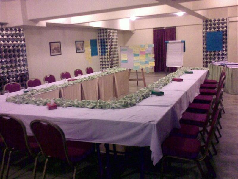 Hotel Crown Inn image
