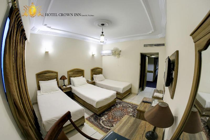 Hotel Crown Inn image