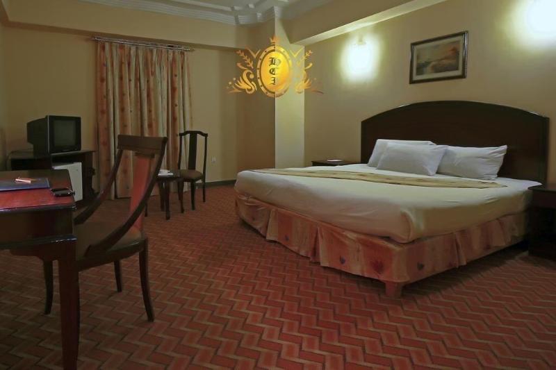 Hotel Crown Inn image