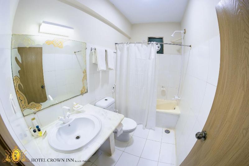 Hotel Crown Inn image