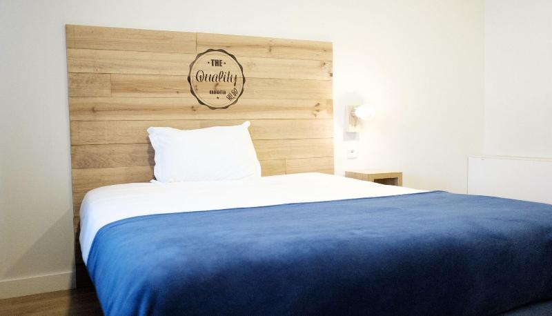 Hi Go Hostel & Suites image