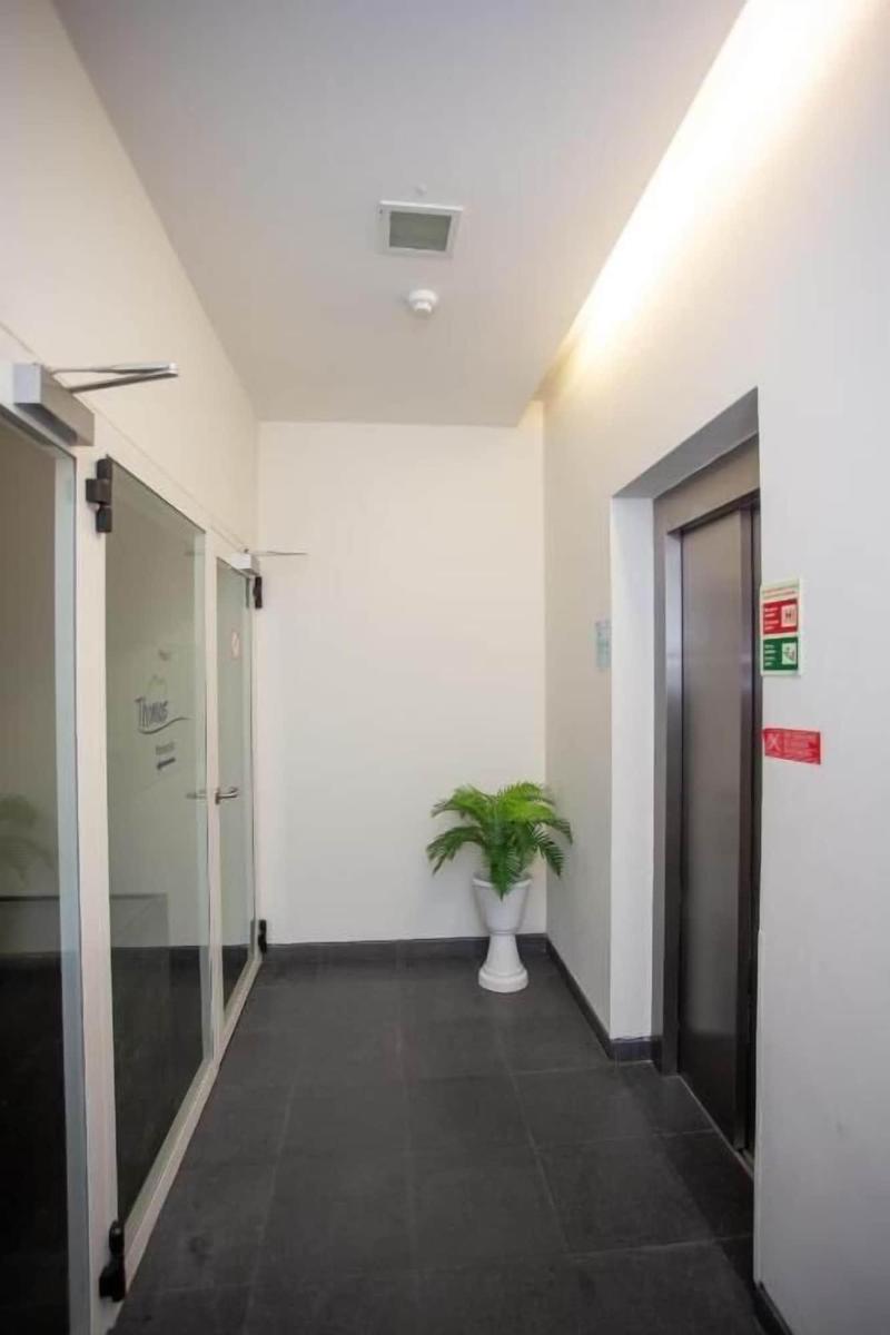Thomas Place image