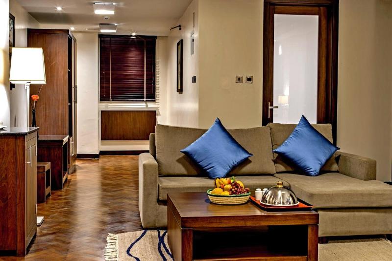 Magna Hotel And Suites image