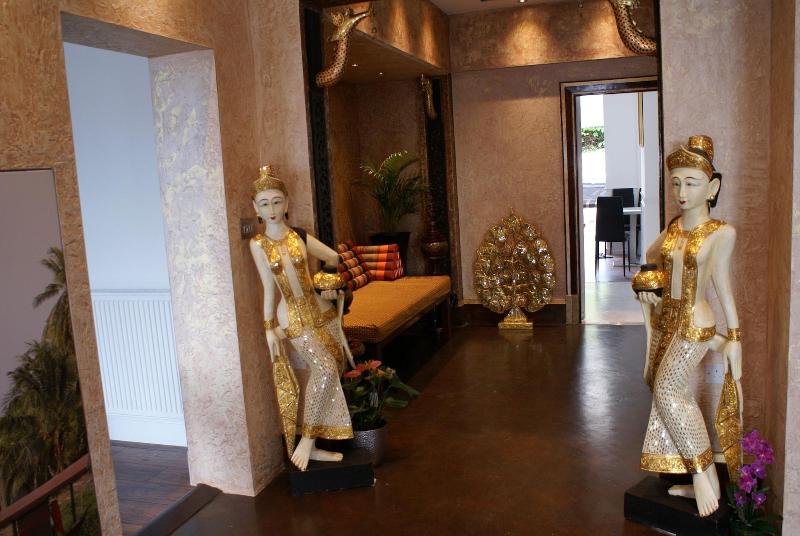 LG Thai Derm Spa & Guesthouse