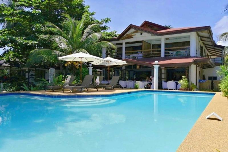 Romantic Beach Villas image