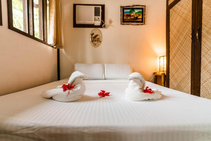 Romantic Beach Villas image