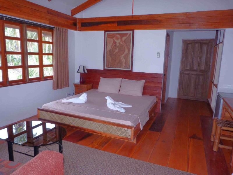 Romantic Beach Villas image